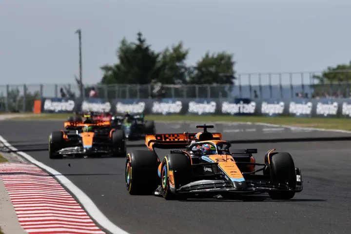 Norris a kedvezményezett? A McLaren elmagyarázta a helycserét | M4 Sport
