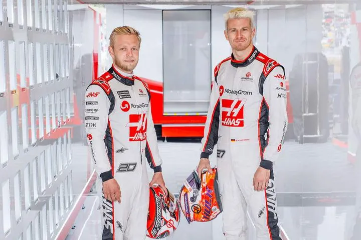 hulkenberg magnussen haas f1-001