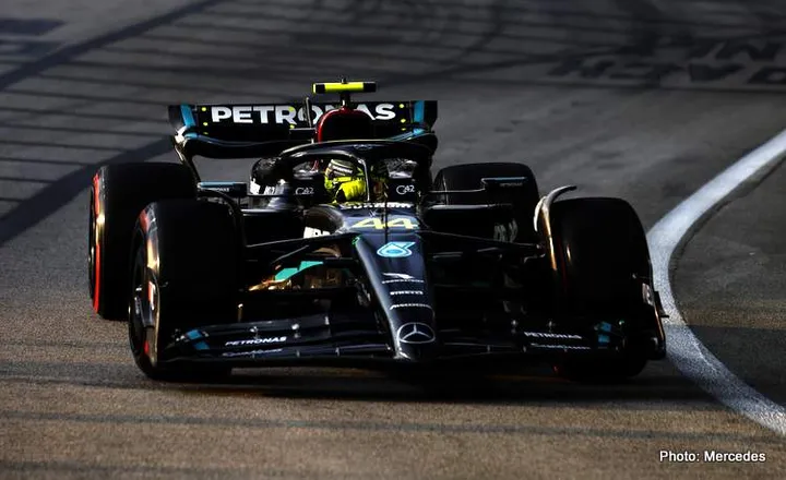 hamilton 2023 Singapore Grand Prix, Friday - LAT Images