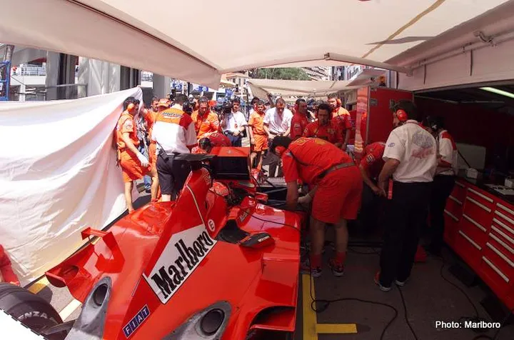 michael schumacher 1o years since accident ferrari f1 tribute photos 005