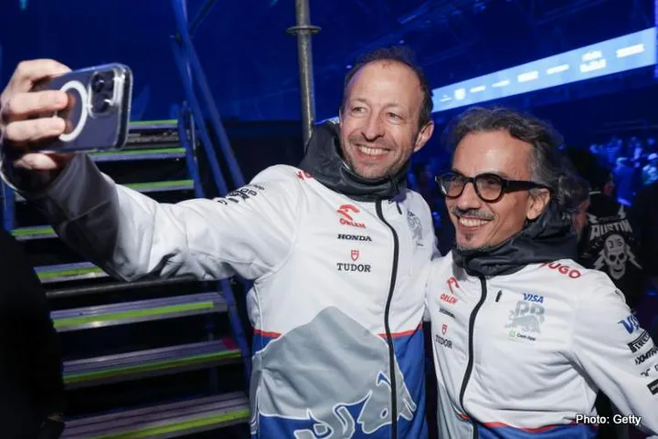 2024 Visa Cash App RB Car Launch in Las Vegas LAS VEGAS, NEVADA - FEBRUARY 08: Peter Bayer, CEO of Visa Cash App RB and Laurent Mekies, Team Principal of Visa Cash App RB take a selfie at the Visa Cash App RB Livery Launch Event Las Vegas on February 08, 2024 in Las Vegas, Nevada. (Photo by Jesse Grant/Getty Images for Visa Cash App RB) // Getty Images / Red Bull Content Pool // SI202402090076 // Usage for editorial use only //