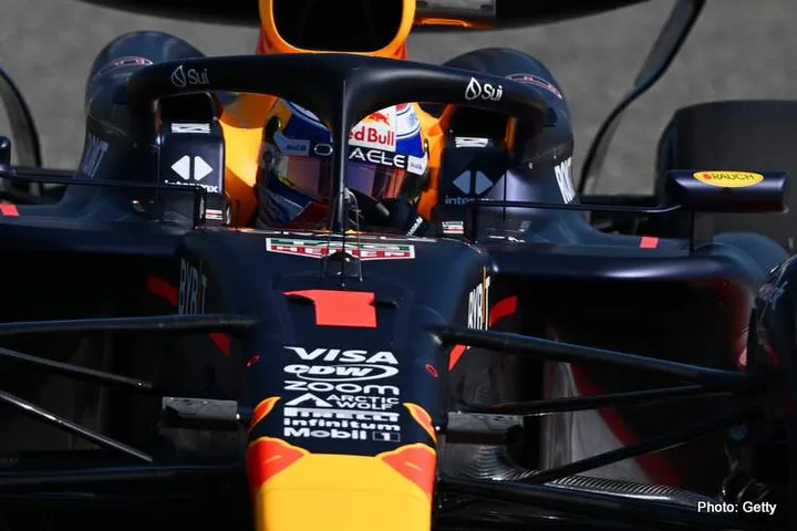 BAHRAIN, BAHRAIN - FEBRUARY 21: Max Verstappen of the Netherlands driving the (1) Oracle Red Bull Racing RB20 on track during day one of F1 Testing at Bahrain International Circuit on February 21, 2024 in Bahrain, Bahrain. (Photo by Clive Mason/Getty Images) // Getty Images / Red Bull Content Pool // SI202402210908 // Japanese GP: Business as usual for Verstappen and Red Bull? for editorial use only //