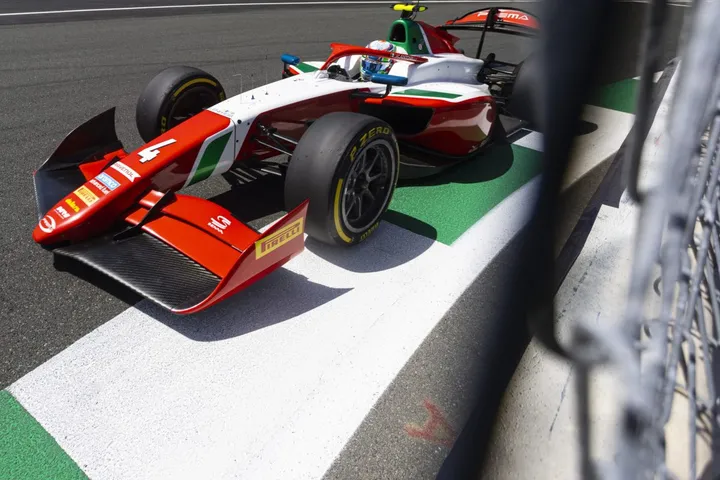 FIA F.2 Championship, Jeddah, Feature Race - Aci Team Italia