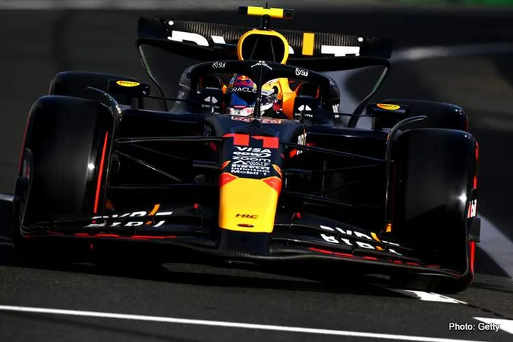 JEDDAH, SAUDI ARABIA - MARCH 08: Sergio Perez of Mexico driving the (11) Oracle Red Bull Racing RB20 on track during final practice ahead of the F1 Grand Prix of Saudi Arabia at Jeddah Corniche Circuit on March 08, 2024 in Jeddah, Saudi Arabia. (Photo by Clive Mason/Getty Images)