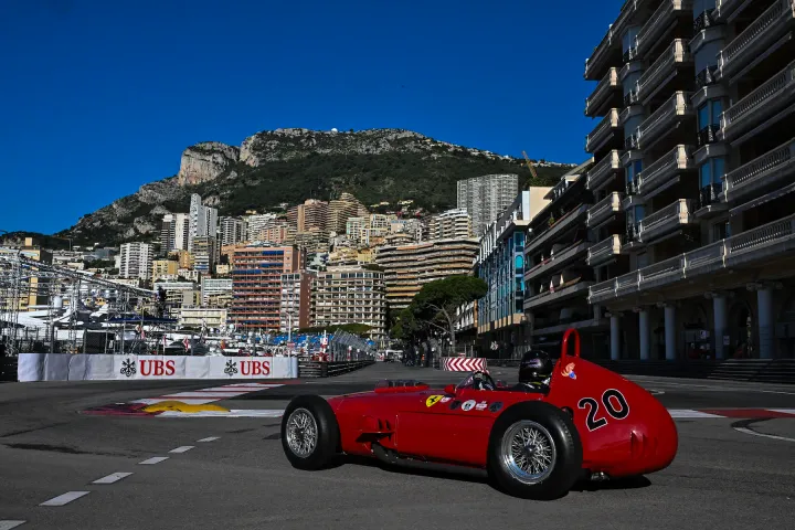 Honour to the ladies! - Automobile Club de Monaco