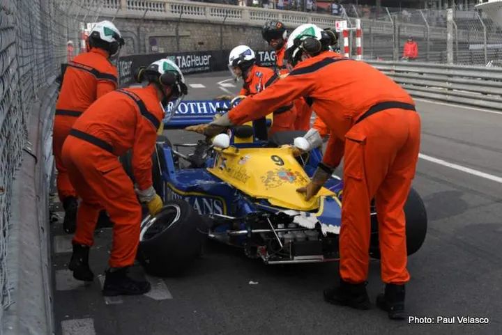 The 2024 Grand Prix de Monaco Historique race day was again held under bright blue skies and a sizzling day to boot, with the main Formula 1 races interrupted and marred by crashes