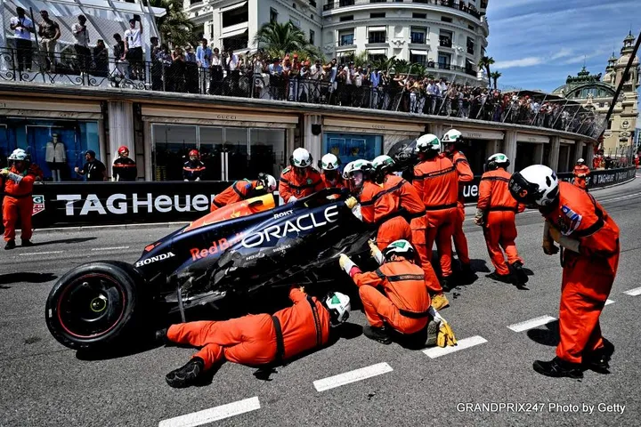 MonacoGP-Perez-10 crash marko