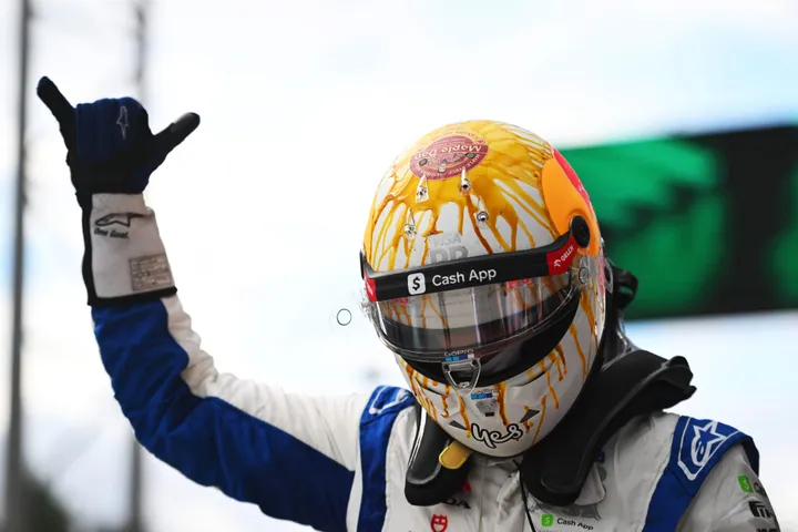 Ricciardo's perfect on-track response to Villeneuve 'talking s**t' - The Race