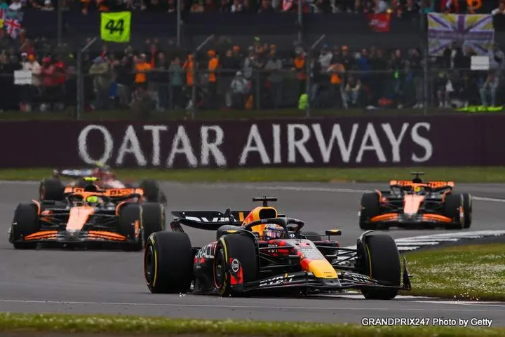 NORTHAMPTON, ENGLAND - JULY 07: Max Verstappen of the Netherlands driving the (1) Oracle Red Bull Racing RB20 leads Lando Norris of Great Britain driving the (4) McLaren MCL38 Mercedes during the F1 Grand Prix of Great Britain at Silverstone Circuit on July 07, 2024 in Northampton, England. (Photo by Rudy Carezzevoli/Getty Images)
