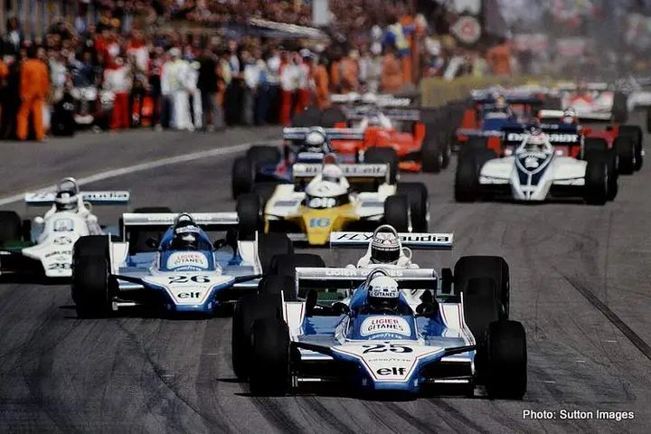 didier-pironi-ligier-alan-jone-002