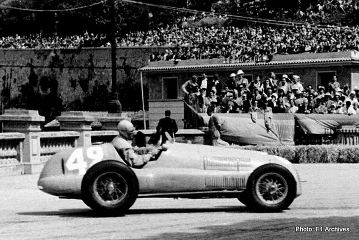 25_Raymond-Sommer_Ferrari-125-F1_GP-Monaco-1950