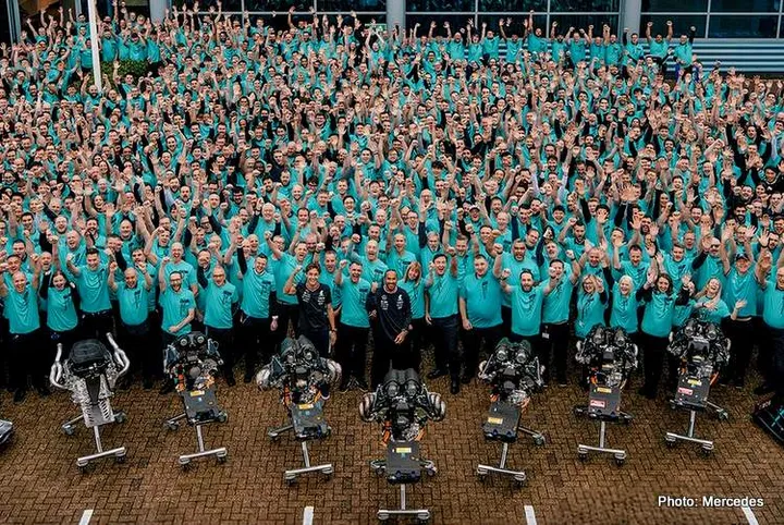 mercedes hamilton f1 farewell