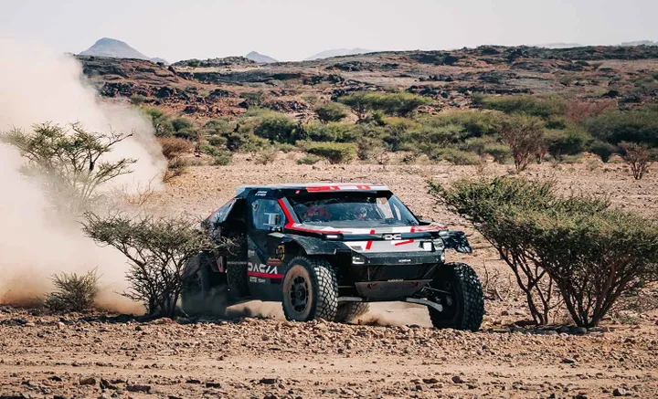 Dakar, Etapa 2 Km 230: Al Attiyah na frente, dois Dacia e um Ford no pódio  provisório | AutoSport