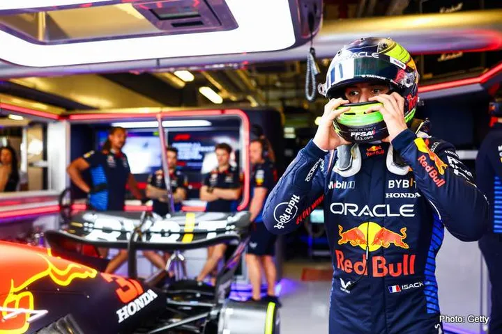 ABU DHABI, UNITED ARAB EMIRATES - DECEMBER 06: Isack Hadjar of France and Oracle Red Bull Racing prepares to drive in the garage prior to practice ahead of the F1 Grand Prix of Abu Dhabi at Yas Marina Circuit on December 06, 2024 in Abu Dhabi, United Arab Emirates. (Photo by Mark Thompson/Getty Images) // Getty Images / Red Bull Content Pool // SI202412060330 // Usage for editorial use only //