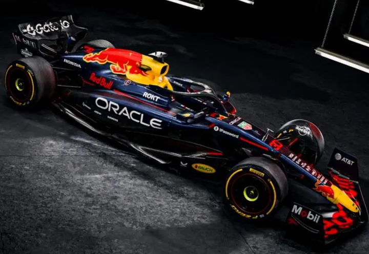 Red Bull RB21 18-02-2025 23-38-41
