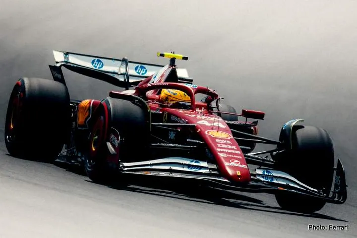 hamilton ferrari suzuka f1