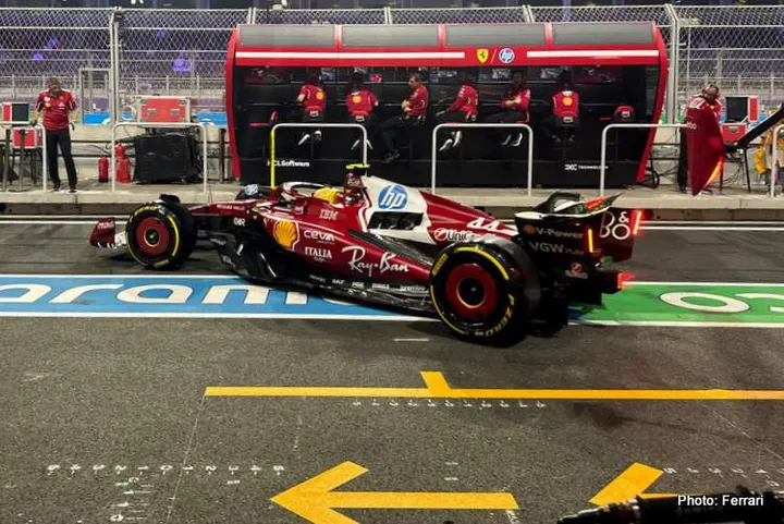 hamilton ferrari jeddah fp2