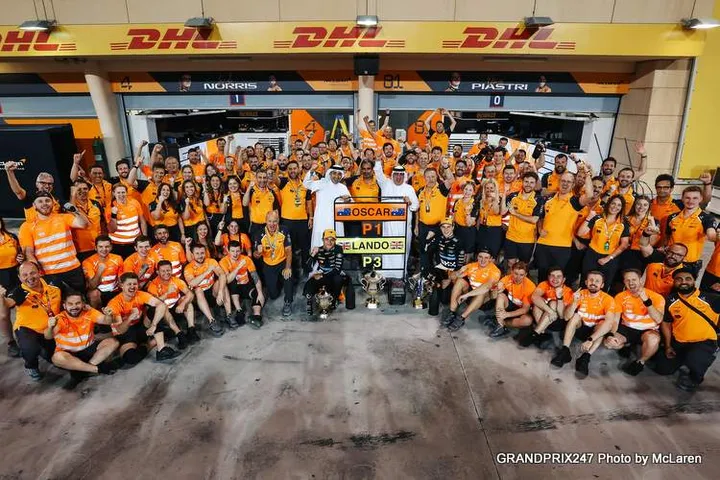 mclaren team bahrain 2025