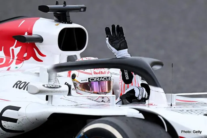 SUZUKA, JAPAN - APRIL 06: Race winner Max Verstappen of the Netherlands driving the (1) Oracle Red Bull Racing RB21 waves to fans on his way to parc ferme during the F1 Grand Prix of Japan at Suzuka Circuit on April 06, 2025 in Suzuka, Japan. (Photo by Clive Mason/Getty Images) // Getty Images / Red Bull Content Pool // SI202504060343 // Usage for editorial use only //