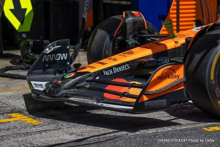 mclaren front wing barcelona 2025