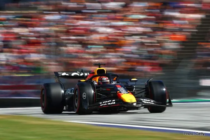 SPIELBERG, AUSTRIA - JUNE 28: Max Verstappen of the Netherlands driving the (1) Oracle Red Bull Racing RB21 on track during qualifying ahead of the F1 Grand Prix of Austria at Red Bull Ring on June 28, 2025 in Spielberg, Austria. (Photo by Joe Portlock/Getty Images) // Getty Images / Red Bull Content Pool // SI202506280780 // Usage for editorial use only //