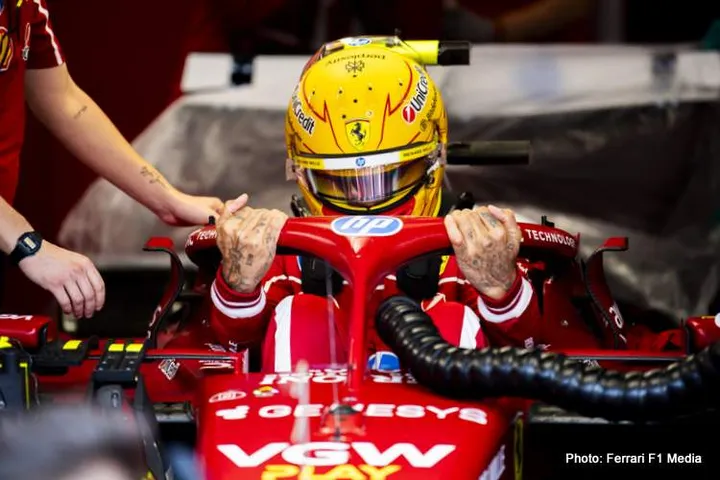 HAMILTON Lewis (gbr), Scuderia Ferrari SF-25, portrait, garage, box, during the 2025 Formula 1 Belgian Grand Prix, 13th round of the 2025 FIA Formula One World Championship from July 25 to 27, 2025 on the Circuit de Spa-Francorchamps, in Stavelot, Belgium - Photo Fabrizio Boldoni / DPPI