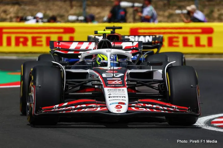 BUDAPEST, HUNGARY - AUGUST 01: Oliver Bearman of Great Britain driving the (87) Haas F1 VF-25 Ferrari on track during practice ahead of the F1 Grand Prix of Hungary at Hungaroring on August 01, 2025 in Budapest, Hungary. (Photo by Joe Portlock/Getty Images)