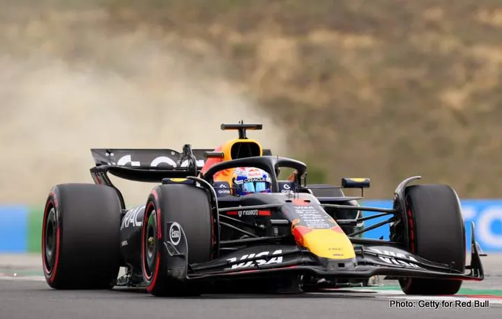 BUDAPEST, HUNGARY - AUGUST 02: Max Verstappen of the Netherlands driving the (1) Oracle Red Bull Racing RB21 on track during qualifying ahead of the F1 Grand Prix of Hungary at Hungaroring on August 02, 2025 in Budapest, Hungary. (Photo by Simon Galloway/LAT Images) // Getty Images / Red Bull Content Pool // SI202508021831 // Usage for editorial use only //