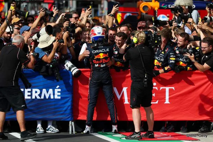 MONZA, ITALY - SEPTEMBER 07: Race winner Max Verstappen of the Netherlands and Oracle Red Bull Racing celebrates with his team in parc ferme during the F1 Grand Prix of Italy at Autodromo Nazionale Monza on September 07, 2025 in Monza, Italy. (Photo by Steven Tee/LAT Images) // Getty Images / Red Bull Content Pool // SI202509070989 // Usage for editorial use only //