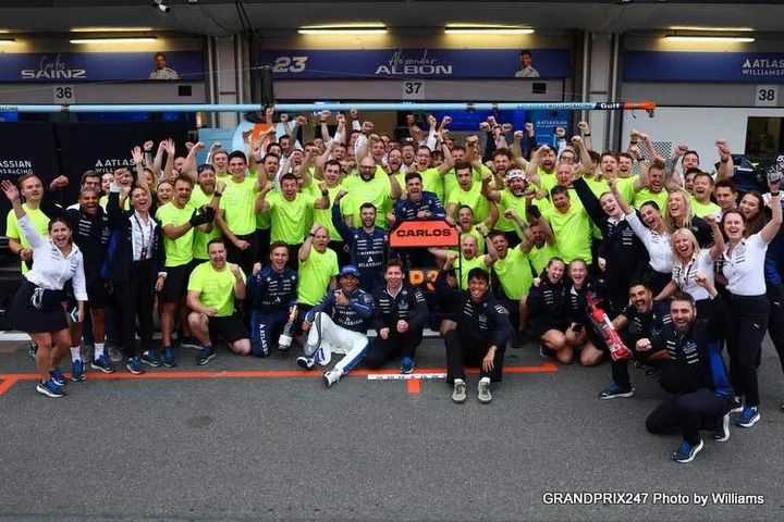 https://www.grandprix247.com/2025/09/20/f1-news-azerbaijan-gp-qualifying-max-verstappen-prevails-in-baku-crashfest-formula1/