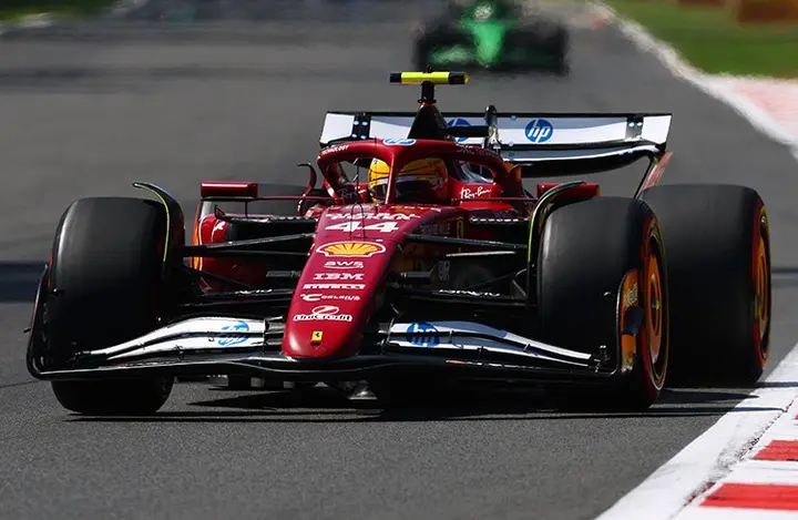 MEXICO CITY, MEXICO - OCTOBER 26: Lewis Hamilton of Great Britain driving the (44) Scuderia Ferrari SF-25 on track prior to the F1 Grand Prix of Mexico at Autodromo Hermanos Rodriguez on October 26, 2025 in Mexico City, Mexico. (Photo by Clive Rose/Getty Images)
