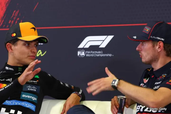 MONZA, ITALY - SEPTEMBER 07: Race winner Max Verstappen of the Netherlands and Oracle Red Bull Racing and Second placed Lando Norris of Great Britain and McLaren talk in the Drivers Press Conference during the F1 Grand Prix of Italy at Autodromo Nazionale Monza on September 07, 2025 in Monza, Italy. (Photo by Clive Rose/Getty Images) // Getty Images / Red Bull Content Pool // SI202509071140 // Usage for editorial use only //