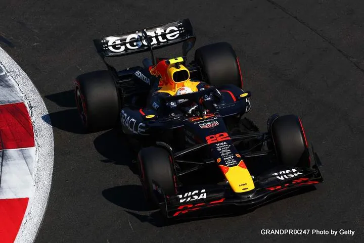 MEXICO CITY, MEXICO - OCTOBER 25: Yuki Tsunoda of Japan driving the (22) Oracle Red Bull Racing RB21 on track during qualifying ahead of the F1 Grand Prix of Mexico at Autodromo Hermanos Rodriguez on October 25, 2025 in Mexico City, Mexico. (Photo by Clive Rose/Getty Images) // Getty Images / Red Bull Content Pool // SI202510250813 // Usage for editorial use only //