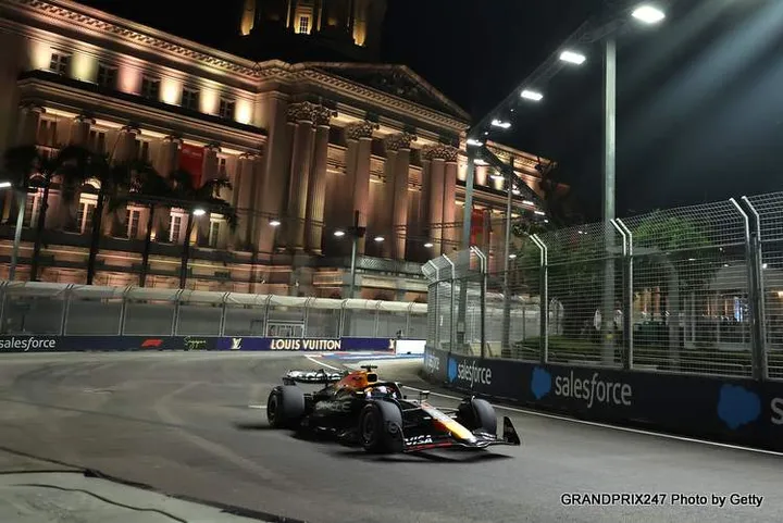 SINGAPORE, SINGAPORE - OCTOBER 03: Max Verstappen of the Netherlands driving the (1) Oracle Red Bull Racing RB21 on track during practice ahead of the F1 Grand Prix of Singapore at Marina Bay Street Circuit on October 03, 2025 in Singapore, Singapore. (Photo by Glenn Dunbar/LAT Images) // Getty Images / Red Bull Content Pool // SI202510030594 // Usage for editorial use only //