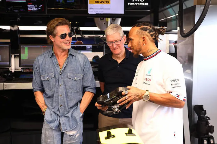GP-Teilnahme? Irre Gerüchte um Film-Star Brad Pitt Idris: When I think 'Lewis' I think of inspiring