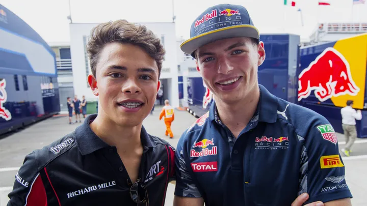 De Vries hoopt Verstappen over twee jaar te vergezellen in F1