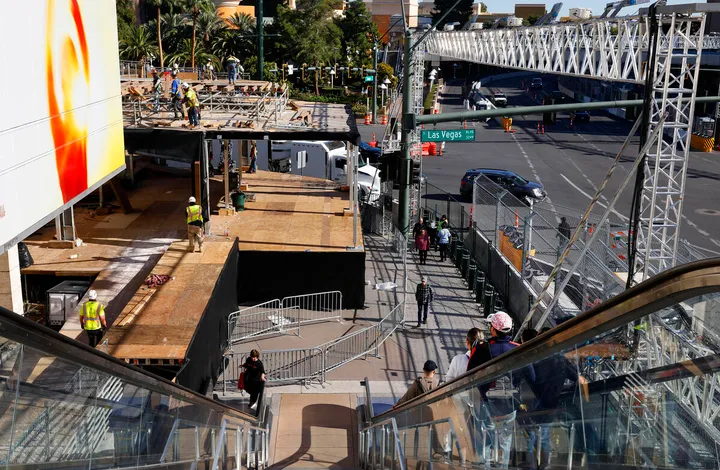 Las Vegas Grand Prix circuit tear down to lead to traffic restrictions near Strip | Formula 1 | Sports | Motor Sports