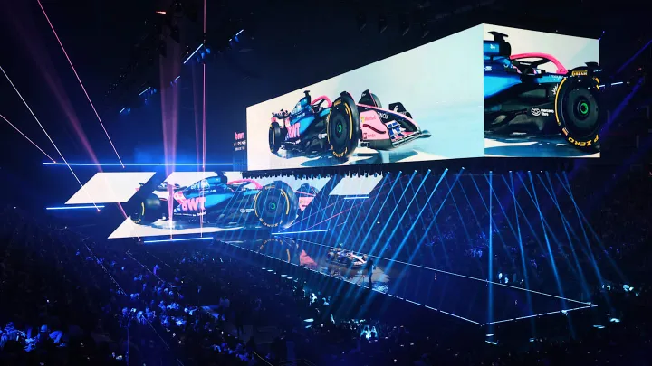 WATCH: Alpine make some noise during 2025 livery reveal at F1 75 Live | Formula 1®