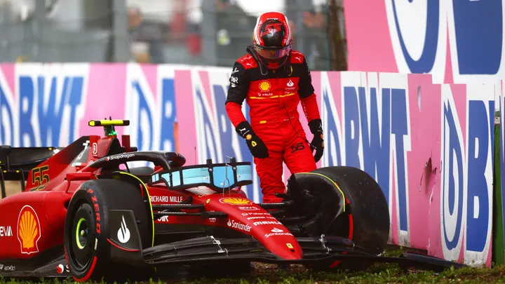 Emilia-Romagna Grand Prix – Carlos Sainz, big hiccup after his accident at Imola: "I can only ask for forgiveness" - HealthFit and Sports