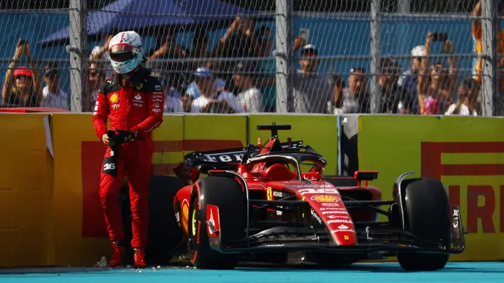 Formule 1 | La vidéo du crash de Charles Leclerc (Ferrari) qui a bouleversé le scénario de la qualification - Eurosport