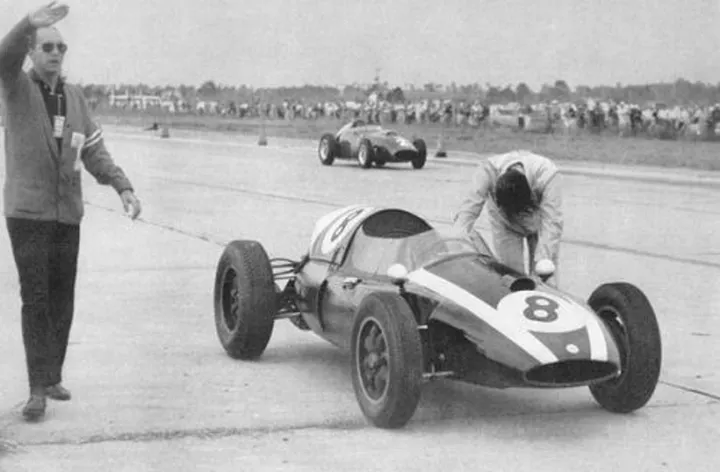 Brabham&amp;#39;s Big Push for the Title! | HistoricRacingNews.com