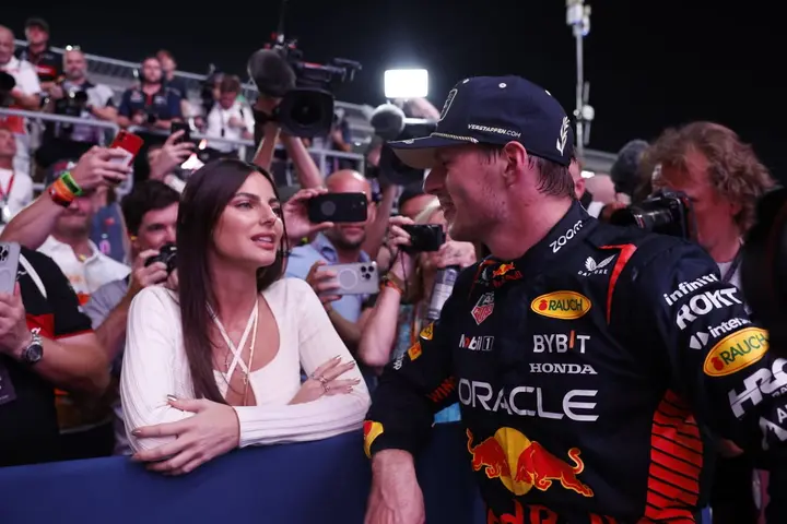 Max Verstappen's girlfriend Kelly Piquet unimpressed by podium boos at US  Grand Prix - GPFans.com