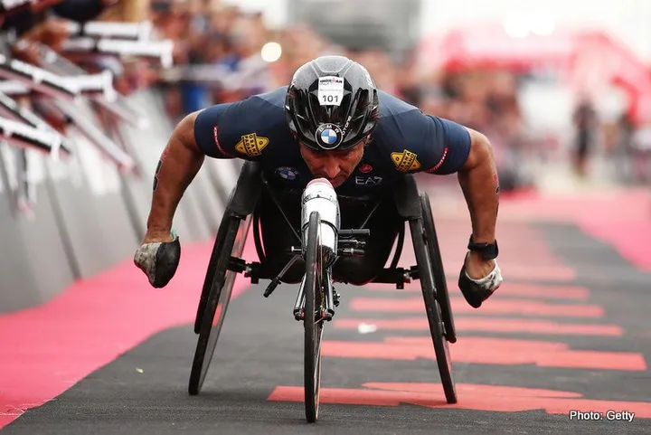 Alex Zanardi: Formula 1 and sports world pay tribute to the bravest of ...