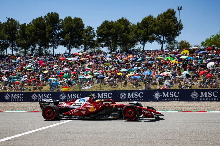 Hamilton lines up next to Antonelli... Think about it!