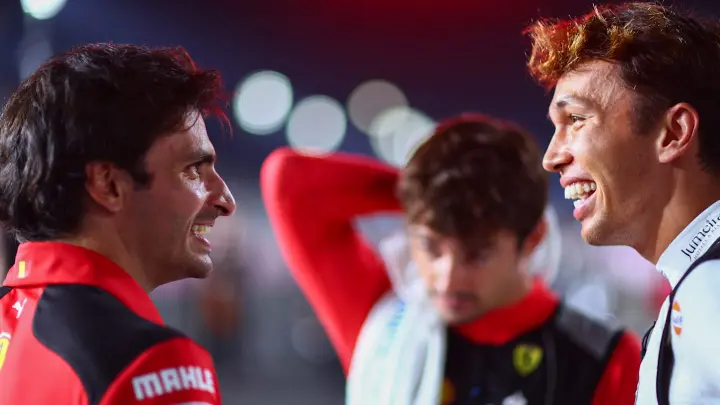 I love to go up against top drivers' – Alex Albon relishing 'challenge' of  Carlos Sainz joining Williams | Formula 1®