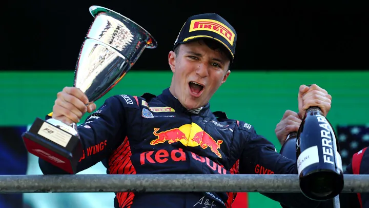 F2: Isack Hadjar extends title advantage with fourth win of 2024 | Formula 1®