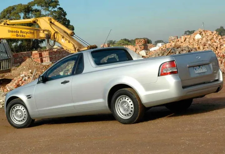 Holden Omega 2009 Review | CarsGuide