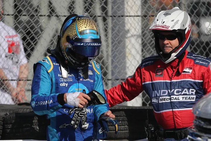 Jimmie Johnson's Bad IndyCar Weekend Ends Early at Long Beach