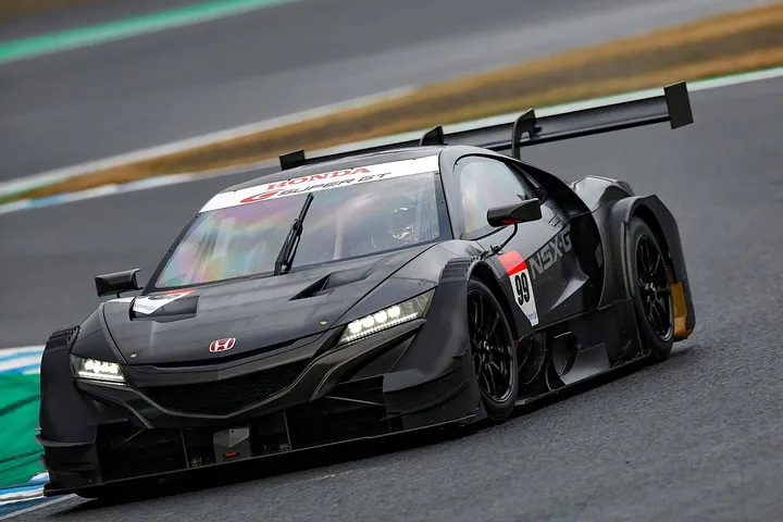 Max Verstappen samples Honda NSX-GT Super GT car