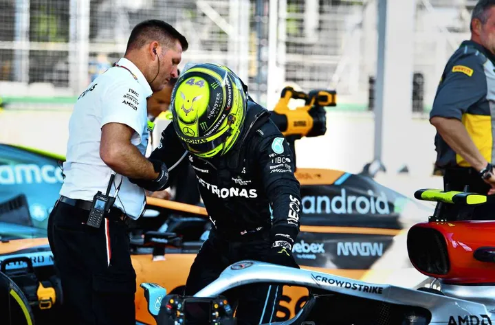 Ricciardo: Hamilton was not exaggerating baku ache back ache injury f1